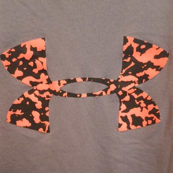 Under Armour Gray Tee with Bold Orange Logo - Picture 5 of 5
